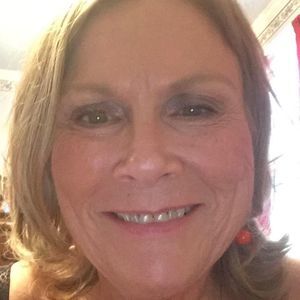 Meet your Posher, Connie